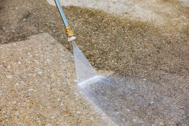 Best Pool Deck Cleaning  in Fort Pierce South, FL